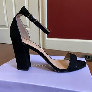 Brand new Madden Girl